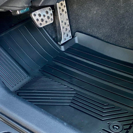 Toyota Camry 2025 Gasoline / Hybrid - Adrian Car Mats Pro Series - Adrian